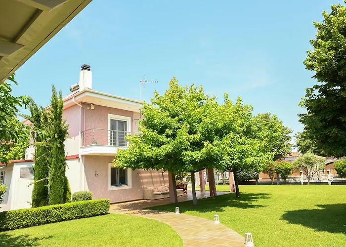 Olympus Riviera Modern Luxury In Villa Leptokaryá